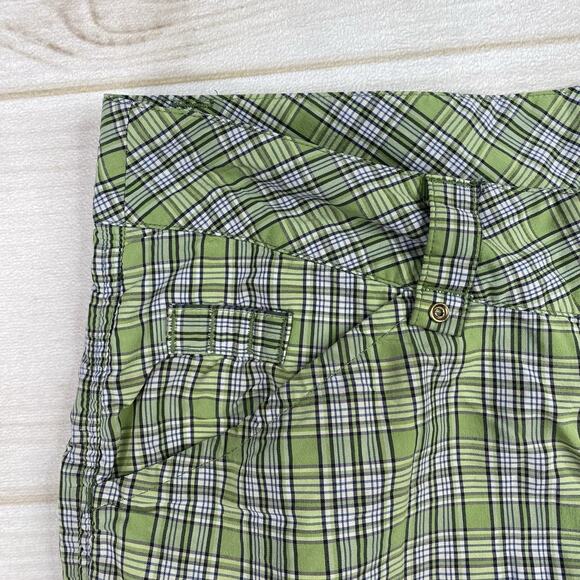 Lole Bermuda Shorts Womens 10 Green Plaid Roll Up Leg Stretch Water Resistant - Picture 3 of 11